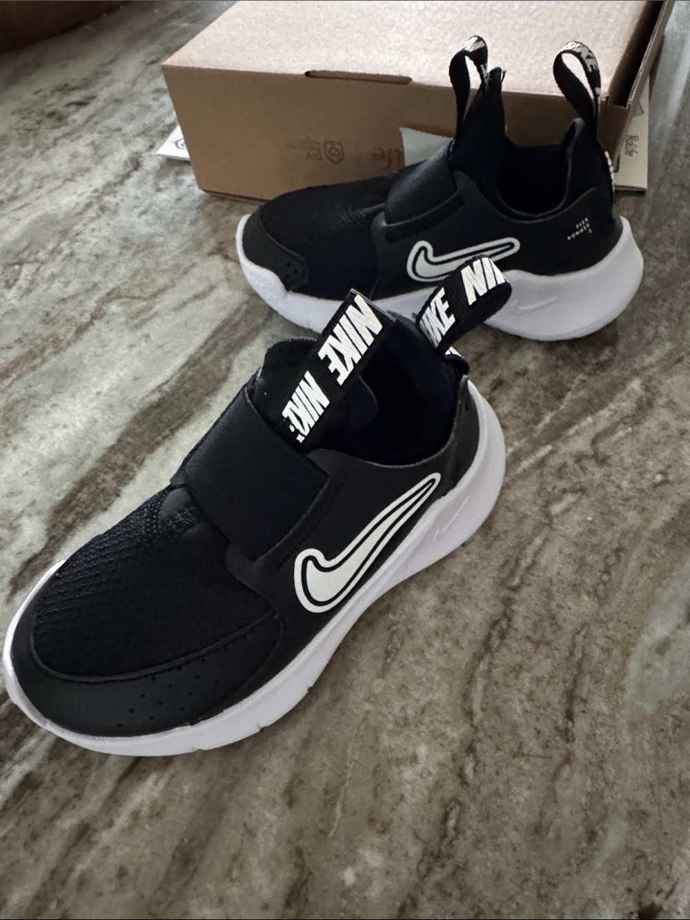 New Nike Kids' Black White Slip-On sneaker Shoes toddler baby walker 8C